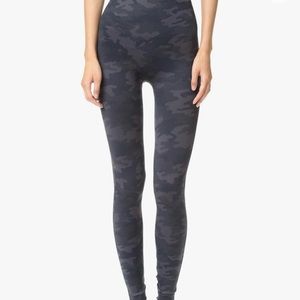 Spanx leggings, tummy control, black camo medium size. Brand new